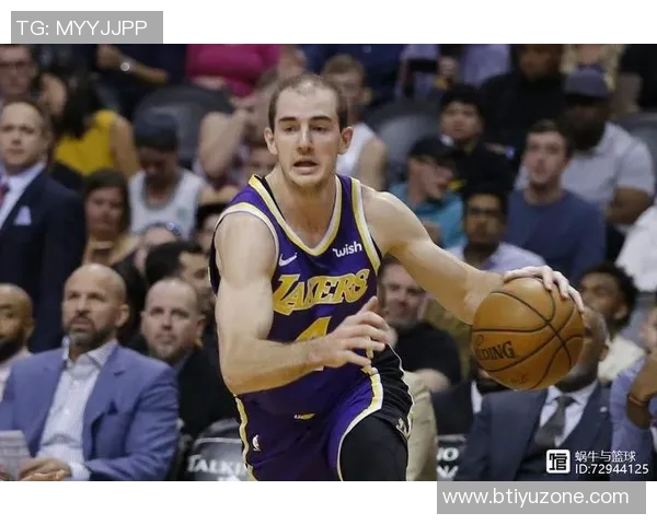 米西表现出色6投5中轻松斩获10分6篮板3助攻1抢断2盖帽正负值高达18 米西表现出色6投5中轻松斩获10分6篮板3助攻1抢断2盖帽正负值高达18