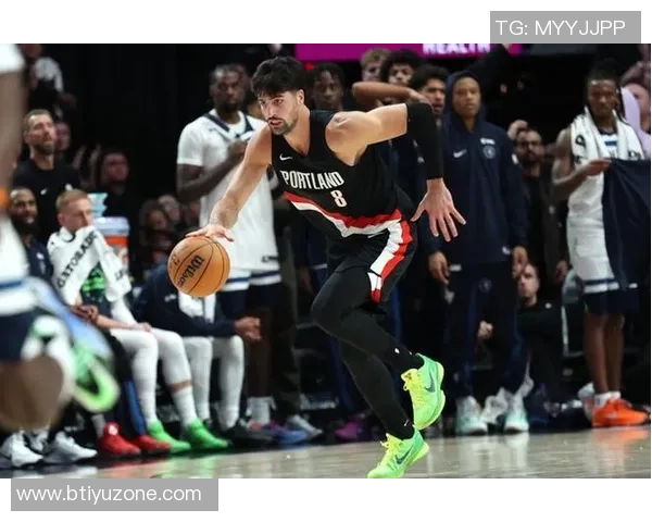 巴特勒表现低迷15投仅5中贡献20分8板5助下半场状态更差仅8投2中 巴特勒表现低迷15投仅5中贡献20分8板5助下半场状态更差仅8投2中