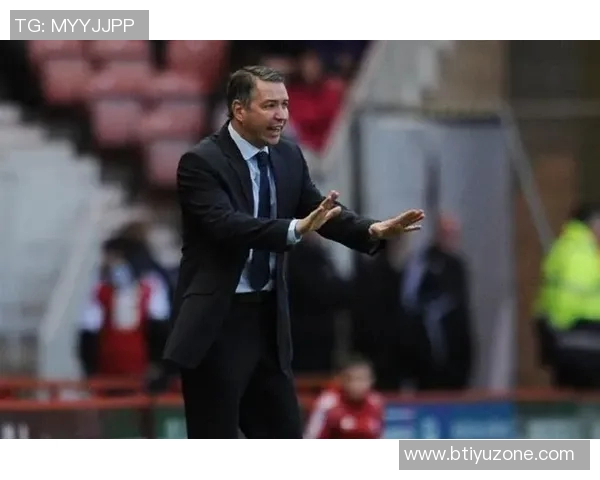 彼得堡联遭遇连败排名英甲倒数第一官方宣布解雇达伦弗格森 彼得堡联遭遇连败排名英甲倒数第一官方宣布解雇达伦弗格森