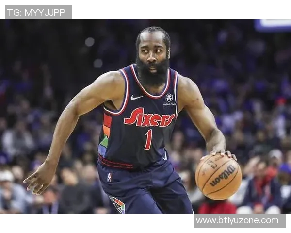 快船半场小幅领先广州小卡三分火力全开哈登助攻频频奥拉迪波表现抢眼 快船半场小幅领先广州小卡三分火力全开哈登助攻频频奥拉迪波表现抢眼